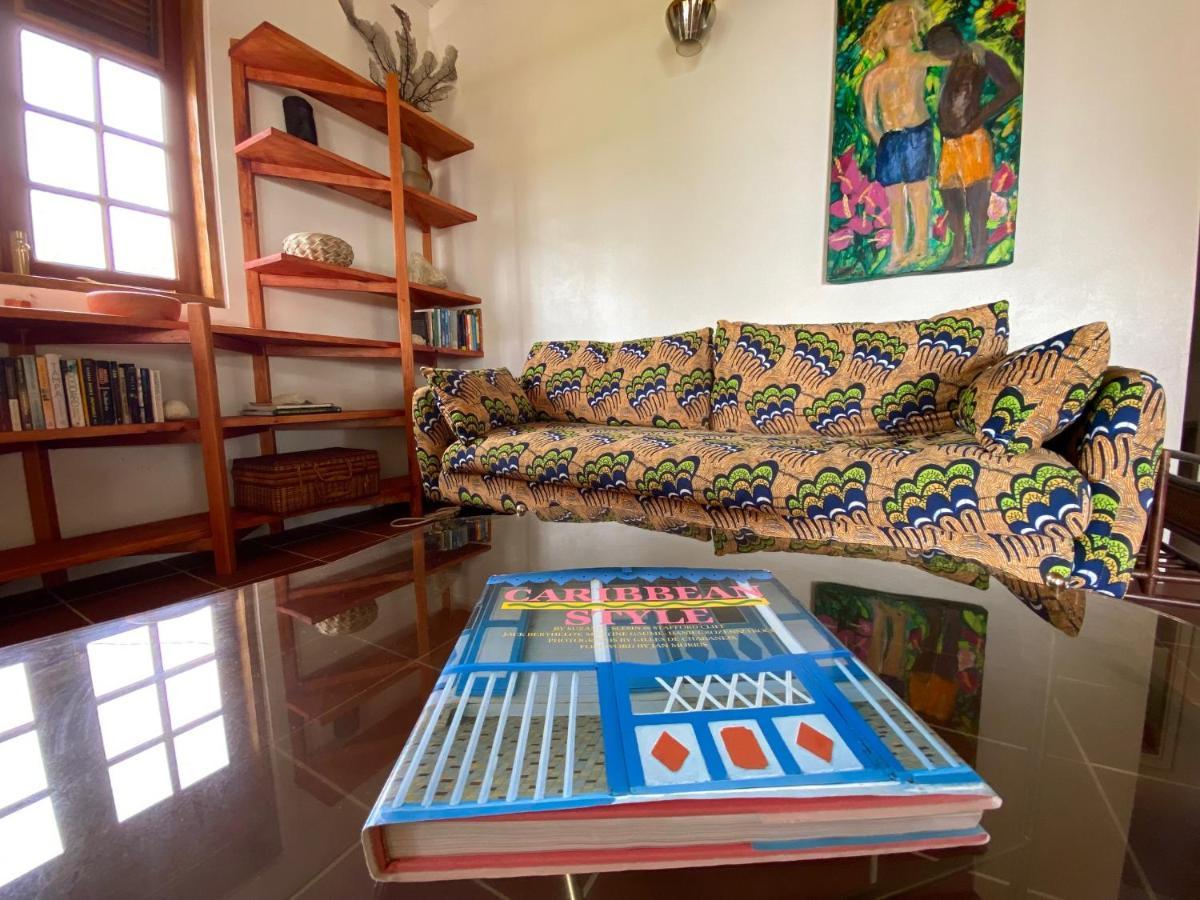 Sea Cliff Eco-Cottages & Gin Distillery Calibishie Extérieur photo