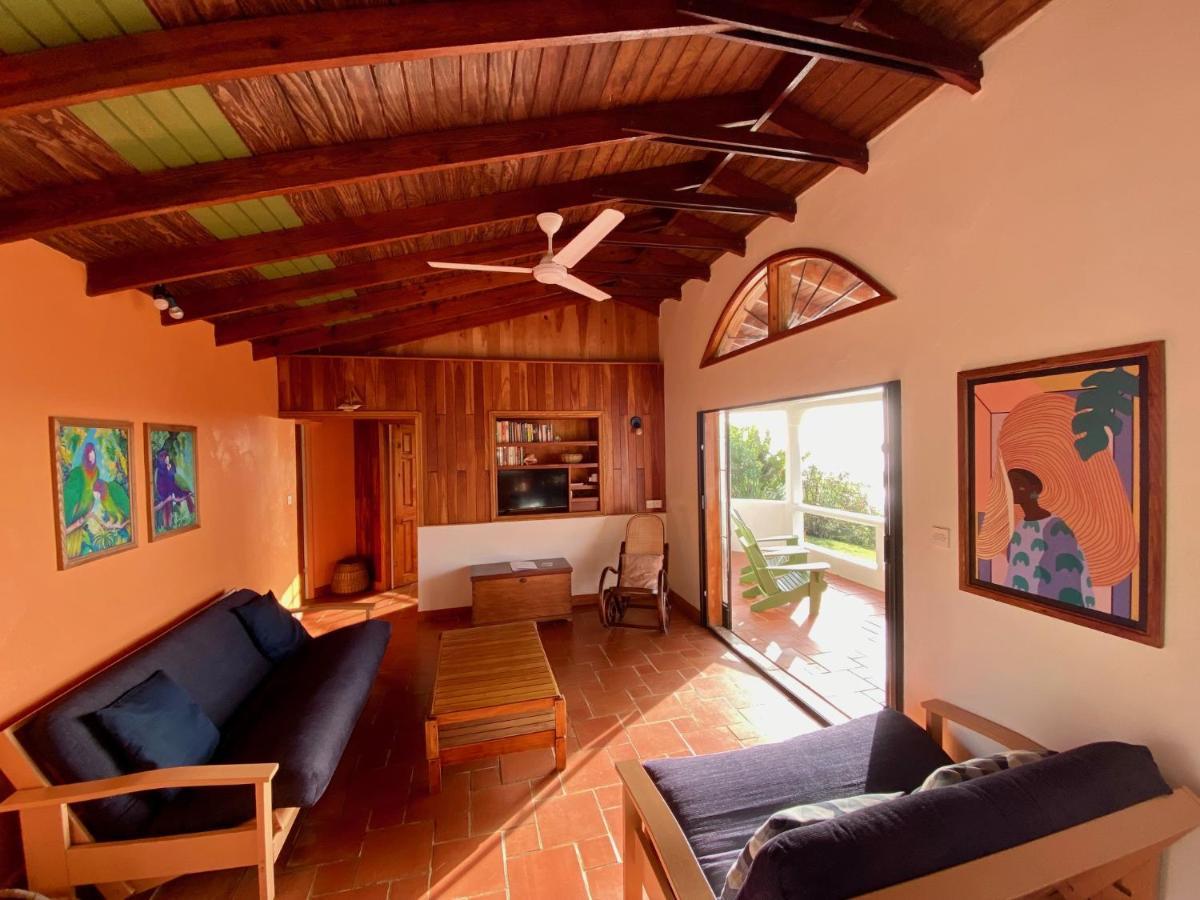 Sea Cliff Eco-Cottages & Gin Distillery Calibishie Extérieur photo