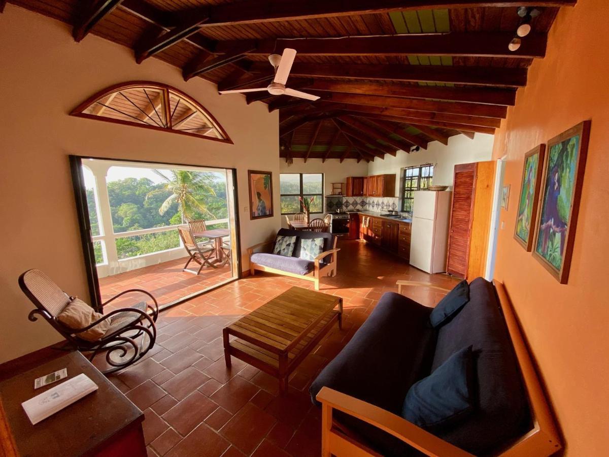 Sea Cliff Eco-Cottages & Gin Distillery Calibishie Extérieur photo